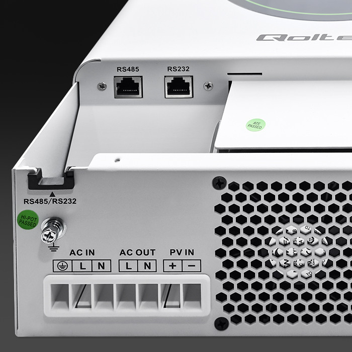 Qoltec hybrid off-grid solar inverter 3500W, 100A, 24V, MPPT, BMS, sinus, Wi-Fi option, power factor 1.0
