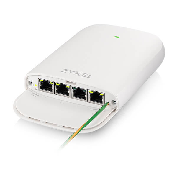 Zyxel cloud outdoor/indoor PoE extender, 4*1Gb PoE (45W budget), IP55