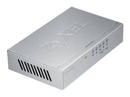 5-port desktop Gigabit Ethernet switch - metal housing