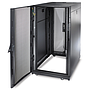 APC NetShelter SX 24U server rack enclosure 600mm x 1070mm w/ sides, must